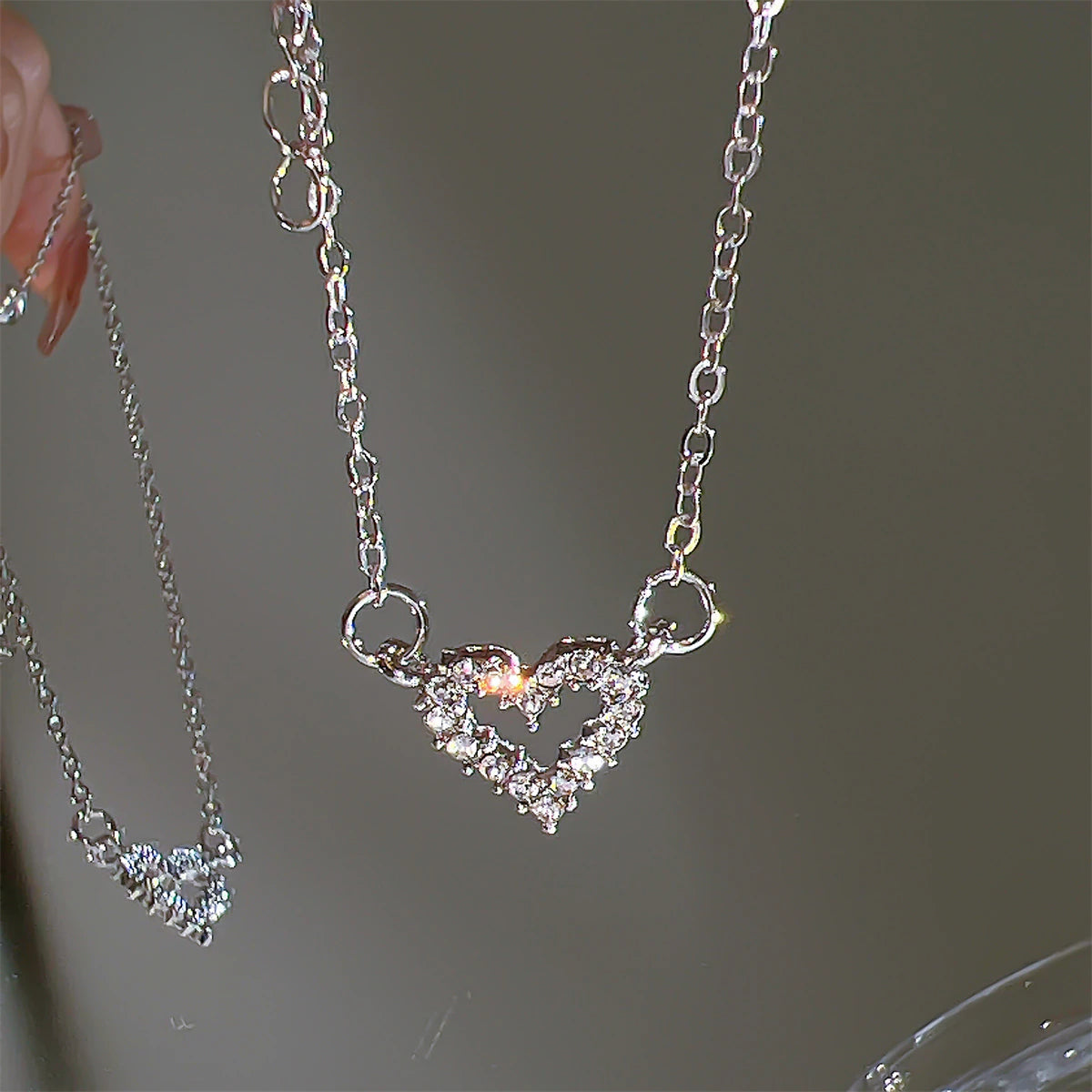 #00028 - Fluttering Heart Zircon Necklace