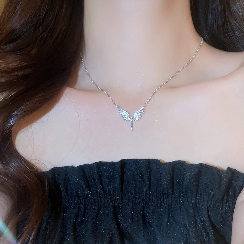 #00036 - Vintage Angelic Wing Necklace Set
